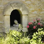 Les Deux Tours Bed & Breakfast Brignon