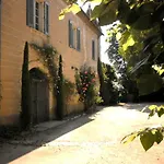 Les Deux Tours Bed & Breakfast 3*