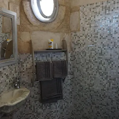 Les Deux Tours Brignon