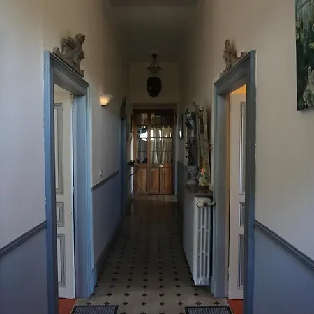 Les Deux Tours Bed & Breakfast 3*