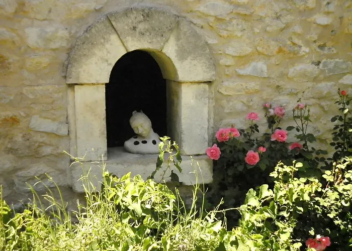 Les Deux Tours Oda ve Kahvaltı Brignon