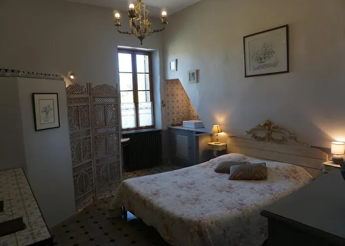 Les Deux Tours Bed and breakfast