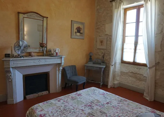 Les Deux Tours Bed and breakfast