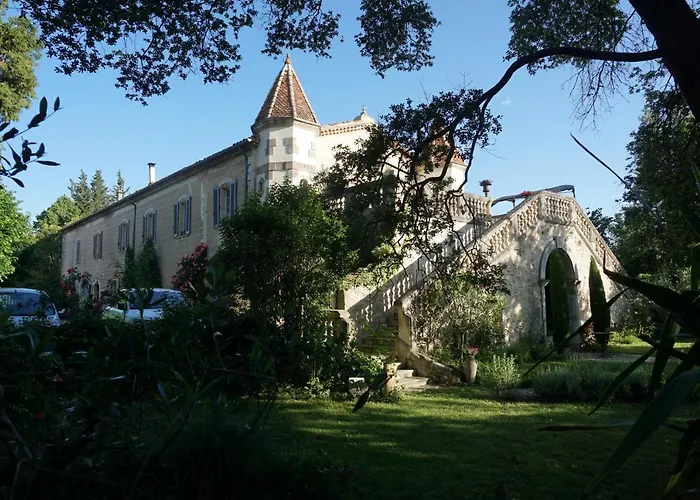 Les Deux Tours Bed and breakfast Brignon