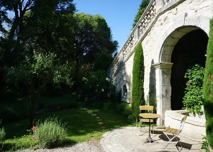 Les Deux Tours 3* Brignon